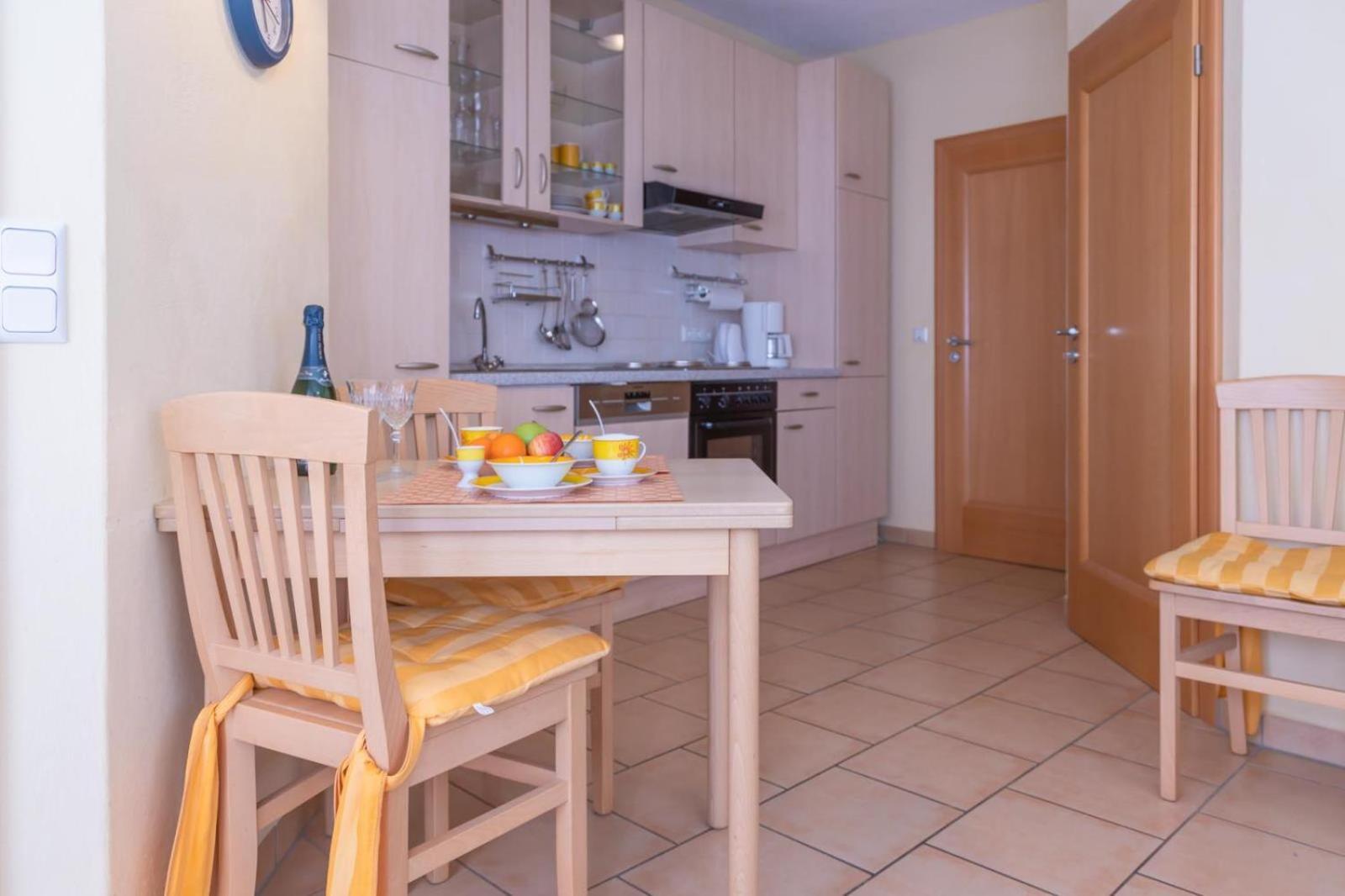 Ferienwohnung 4 Am Petersberg Neef المظهر الخارجي الصورة